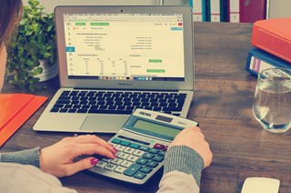 bookkeeping-g8bea6387e_1920